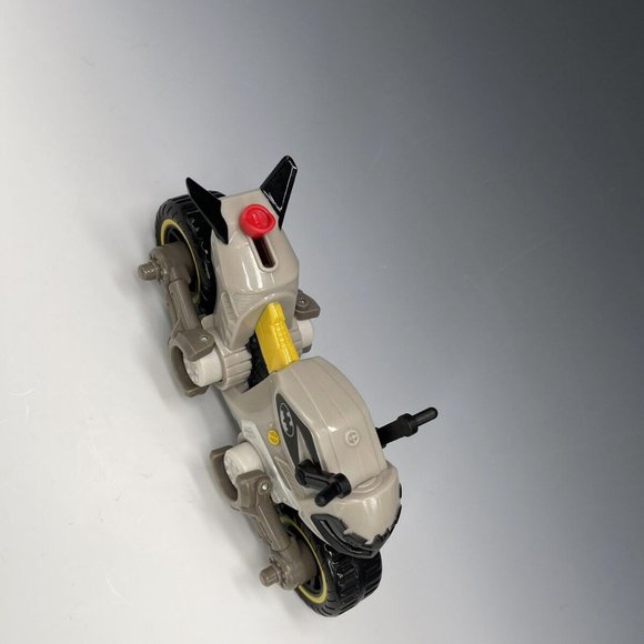2018 Mattel DC Comics Batman Transforming Batcycle Motorcycle - Picture 2 of 4